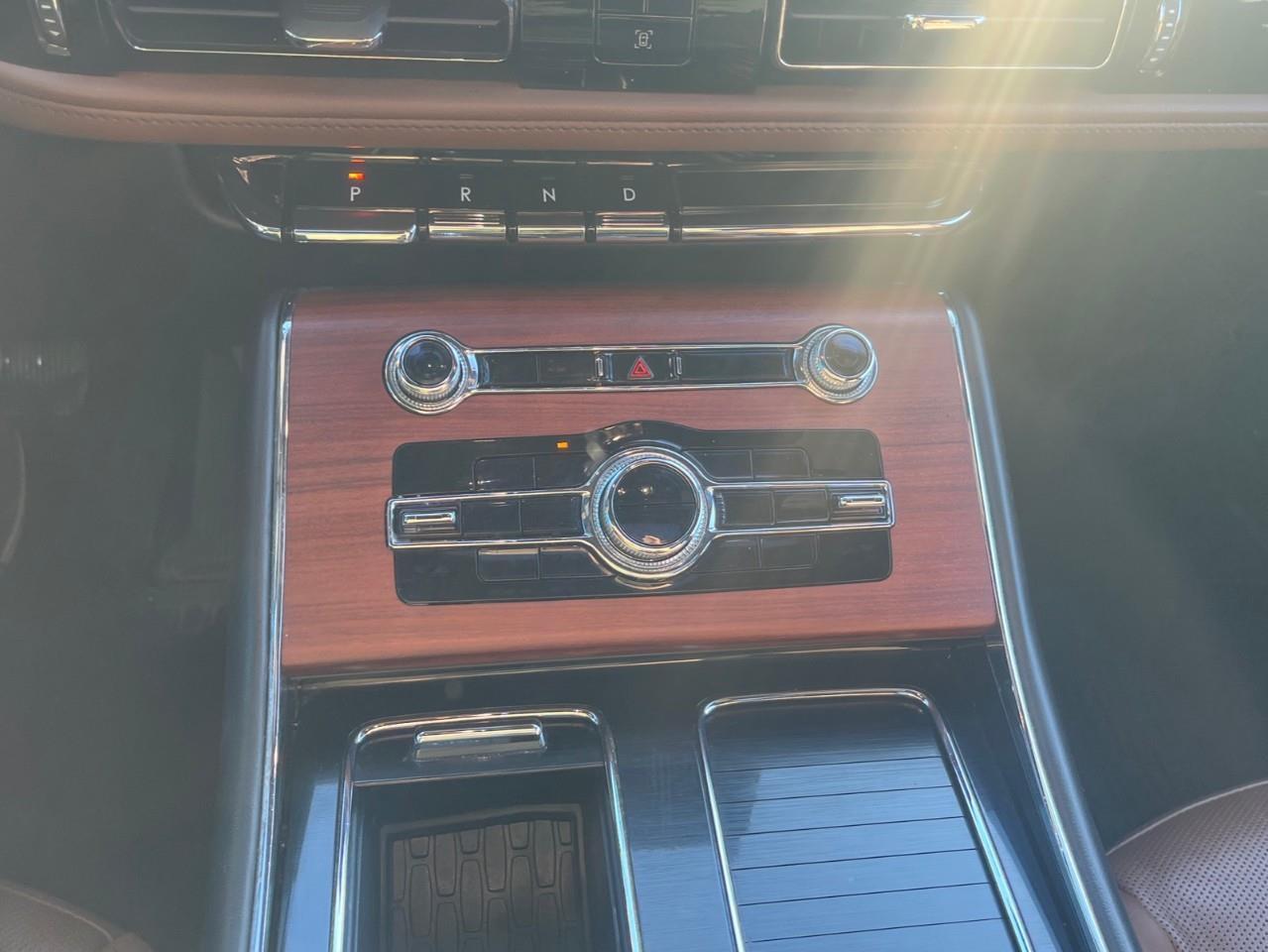 2023 Lincoln Aviator RESERVE PREMIUM FIT AND FINISH Photo