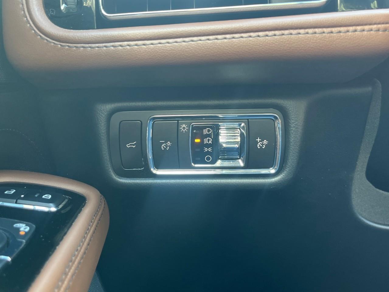 2023 Lincoln Aviator RESERVE PREMIUM FIT AND FINISH Photo