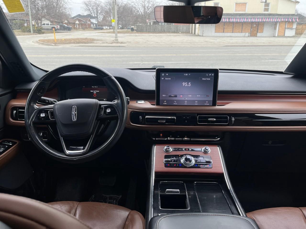 2023 Lincoln Aviator RESERVE PREMIUM FIT AND FINISH Photo