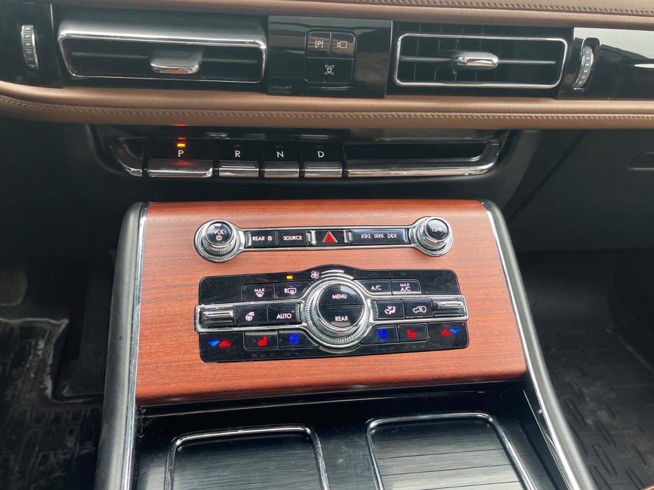 2023 Lincoln Aviator RESERVE PREMIUM FIT AND FINISH Photo