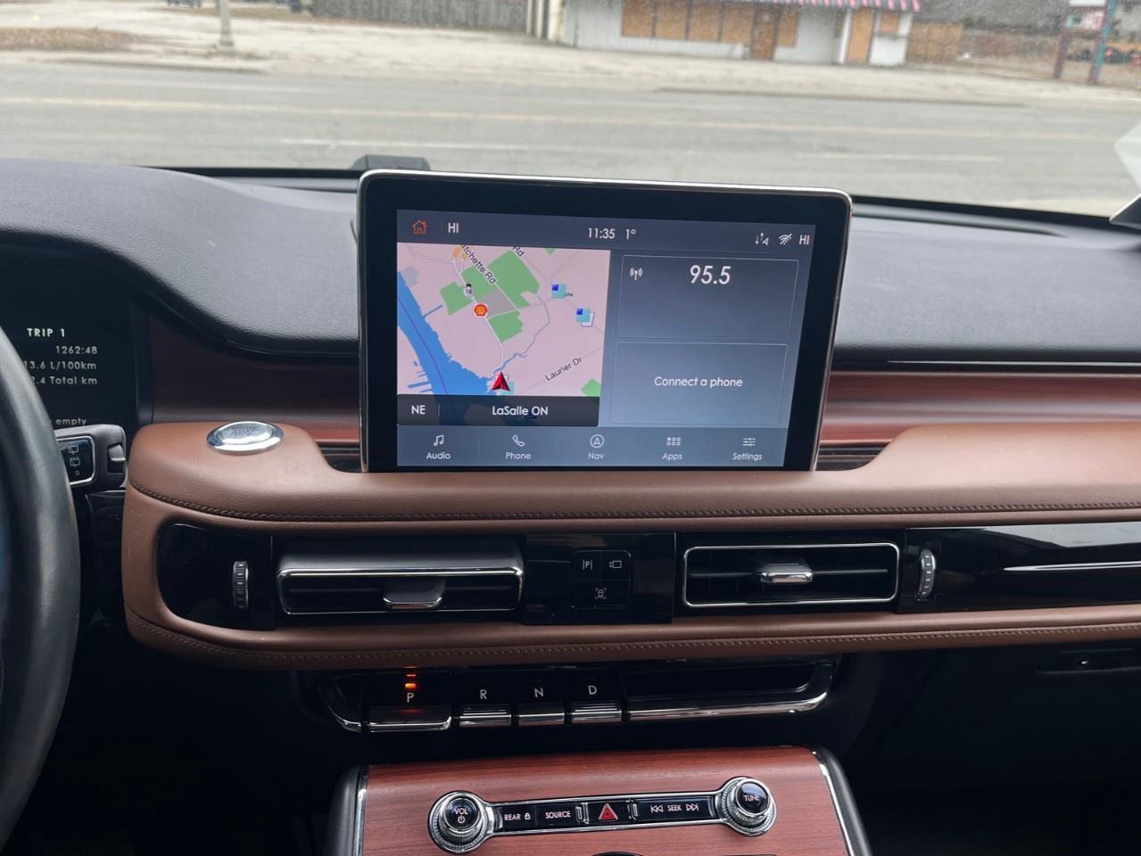 2023 Lincoln Aviator RESERVE PREMIUM FIT AND FINISH Photo