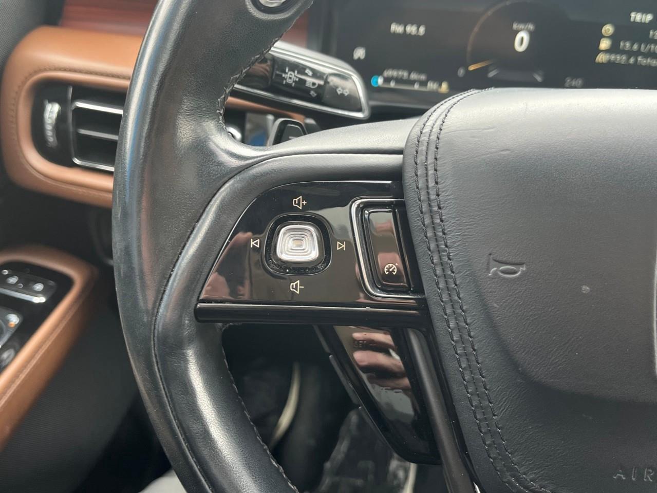 2023 Lincoln Aviator RESERVE PREMIUM FIT AND FINISH Photo