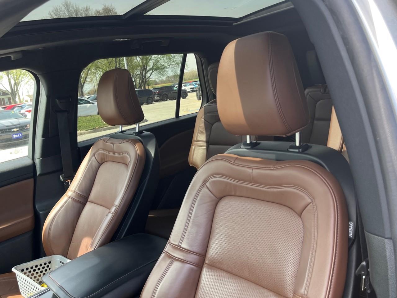 2023 Lincoln Aviator RESERVE PREMIUM FIT AND FINISH Photo