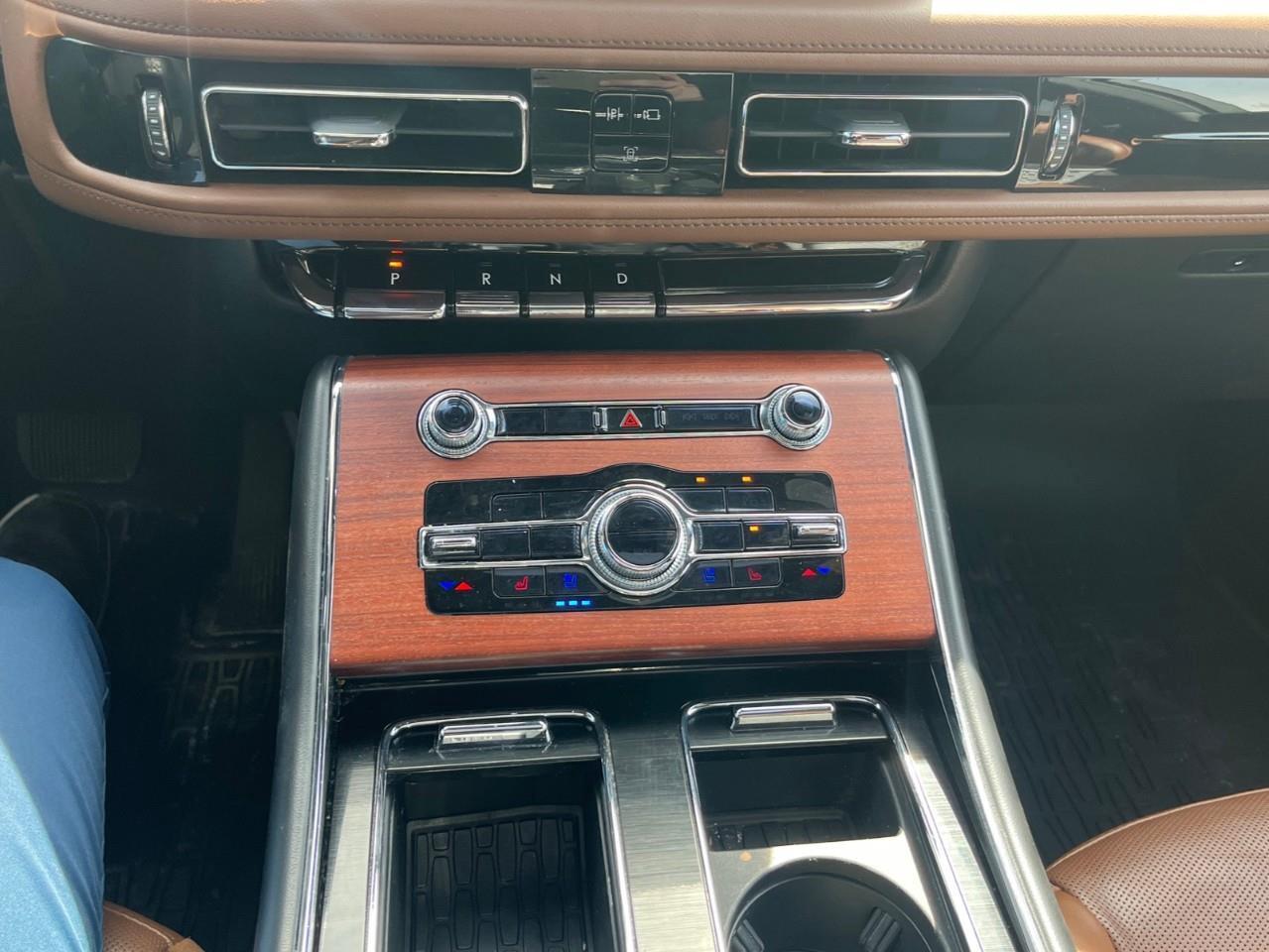 2023 Lincoln Aviator RESERVE PREMIUM FIT AND FINISH Photo