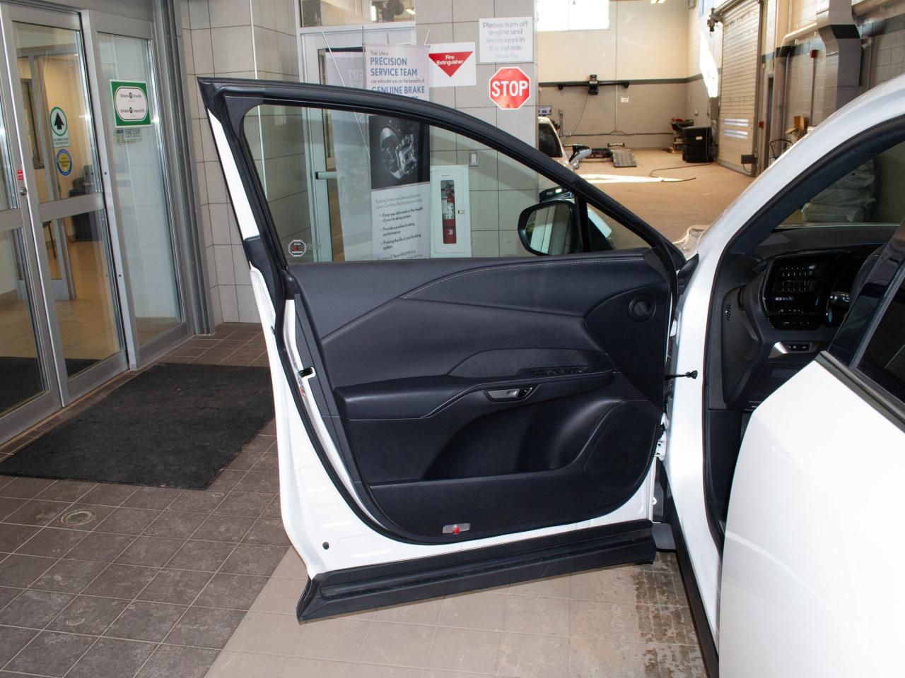 2023 Lexus RX 350H  Photo