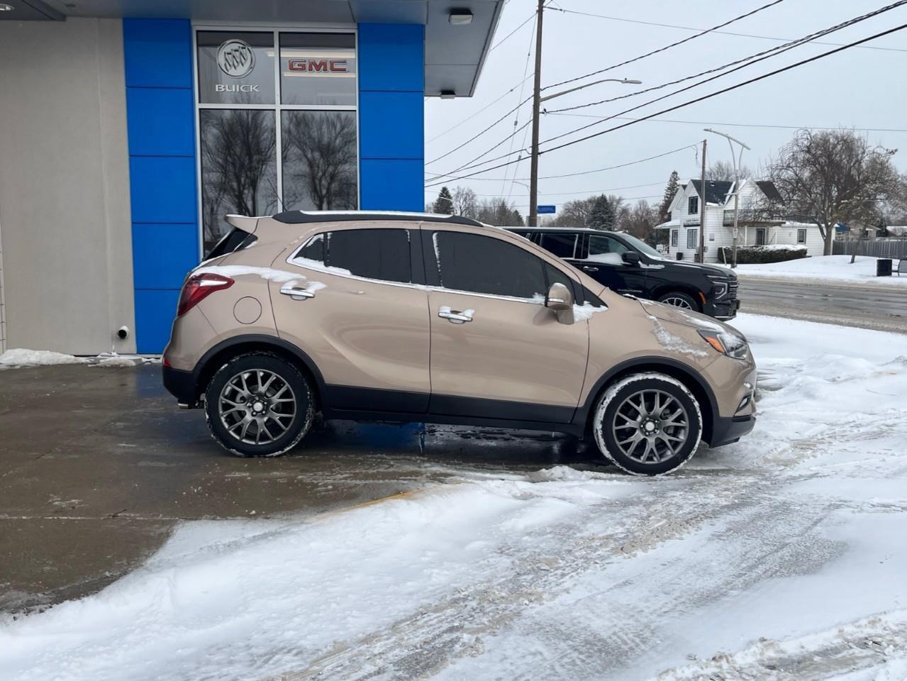 2018 Buick Encore Sport Touring LOCAL TRADE Photo3