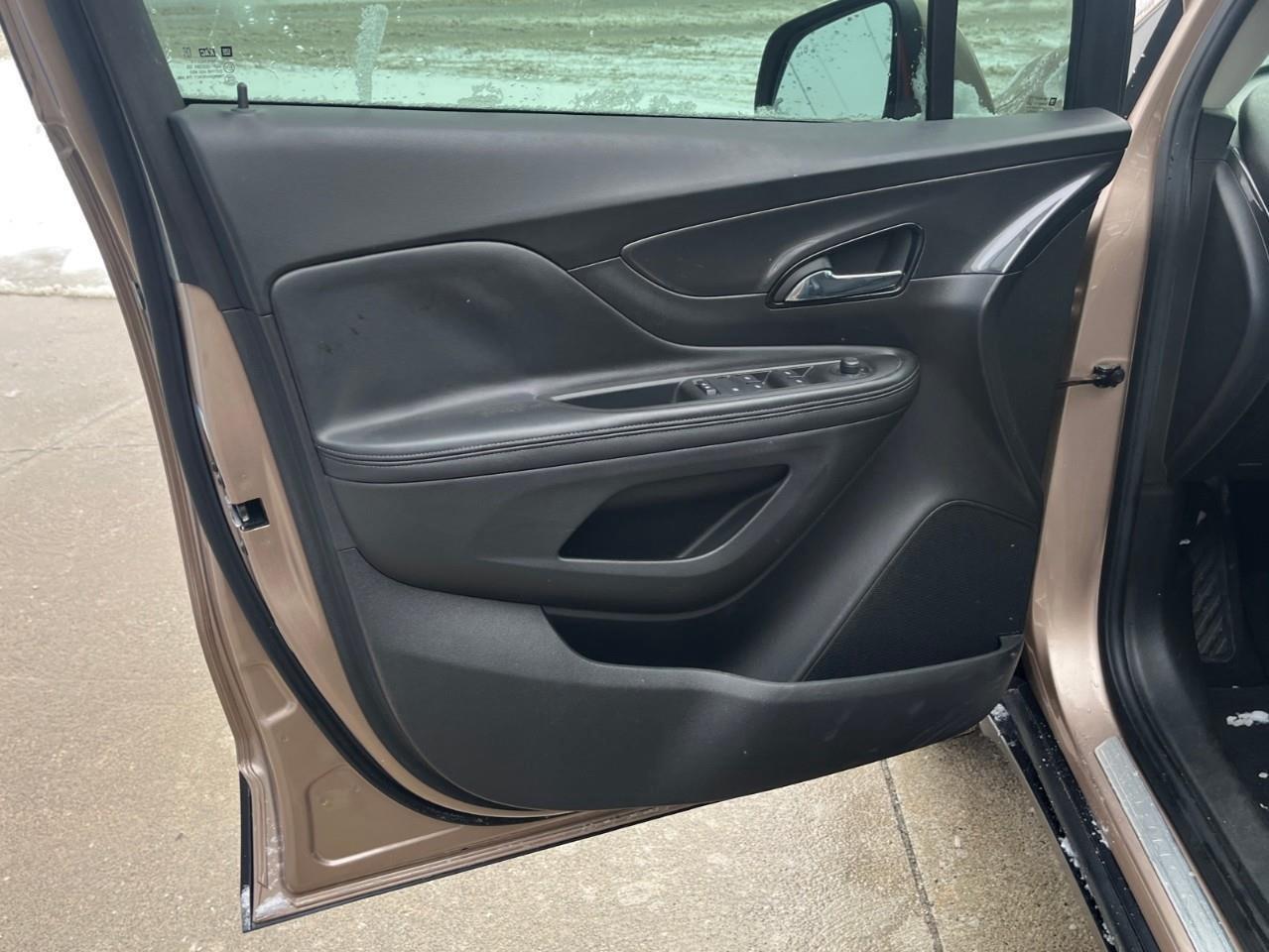 2018 Buick Encore Sport Touring LOCAL TRADE Photo