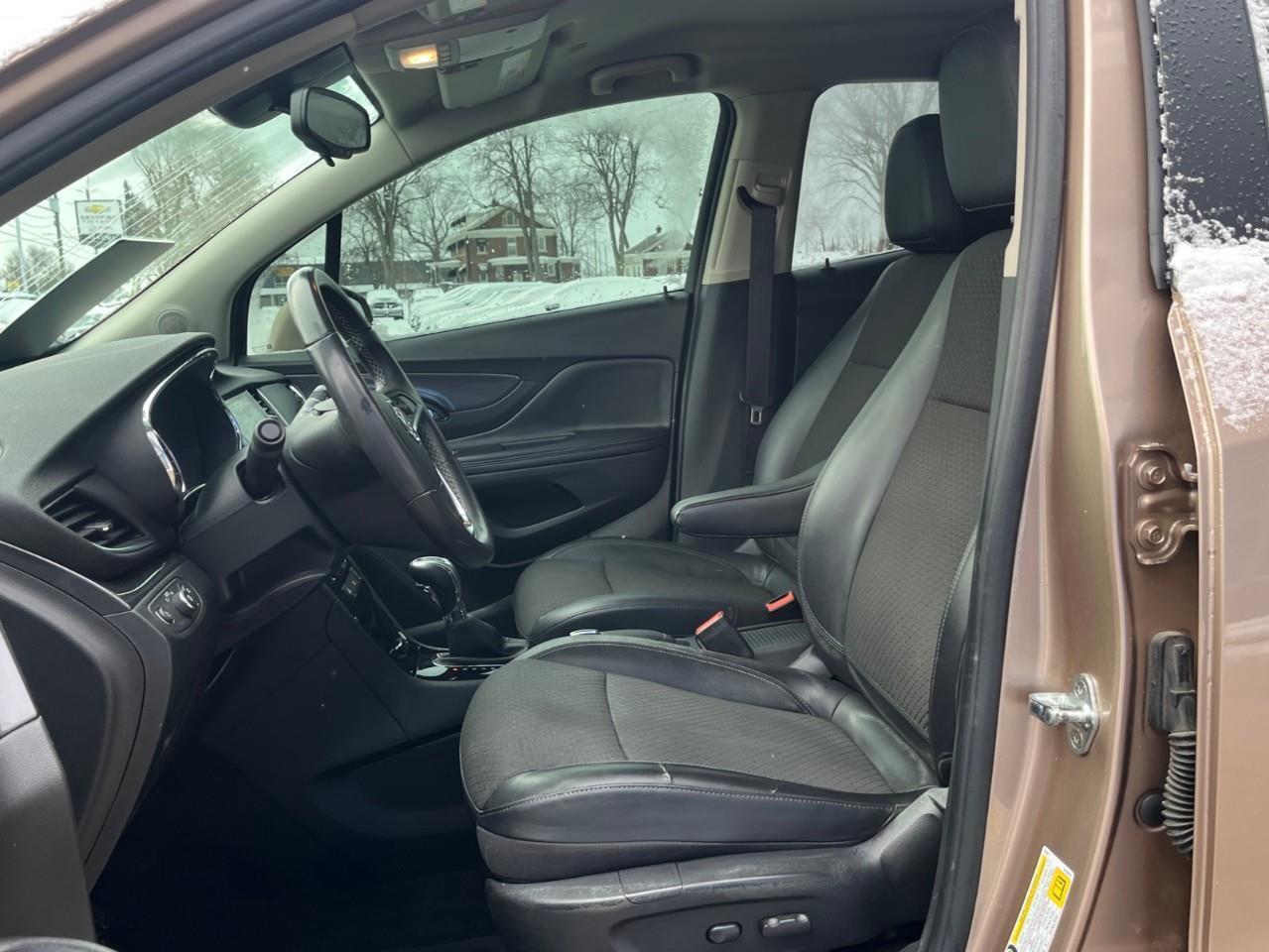 2018 Buick Encore Sport Touring LOCAL TRADE Photo