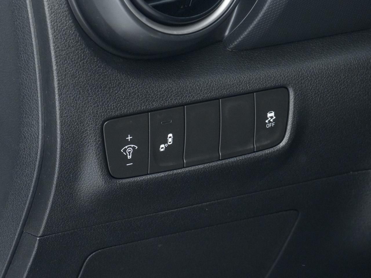 2020 Hyundai KONA 2.0L Preferred AWD   SAFETY CERTIFIED  NEW ARRIVAL Photo