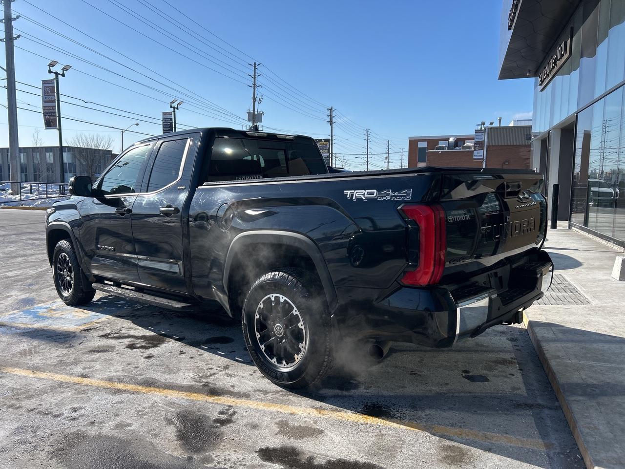 2022 Toyota Tundra 4x4 Double Cab Sr Photo2