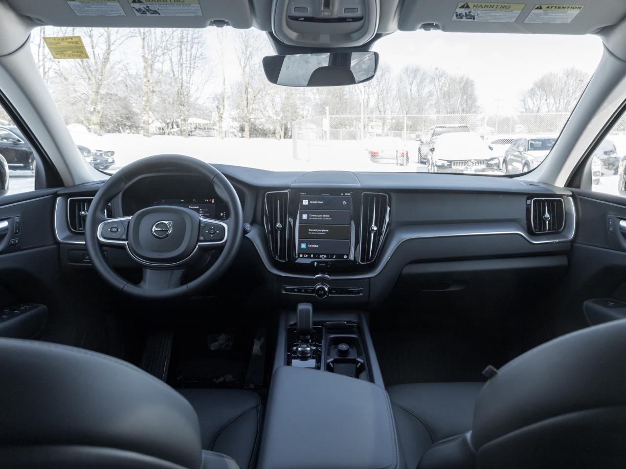 2025 Volvo XC60 B5 AWD Core Dark Theme  19" ALLOY WHEEL  VOLVO CPO Photo