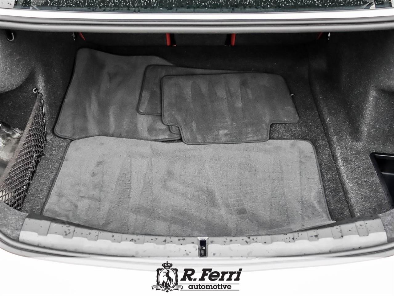 2024 BMW 330 i xDrive 4dr All-Wheel Drive Sedan Photo