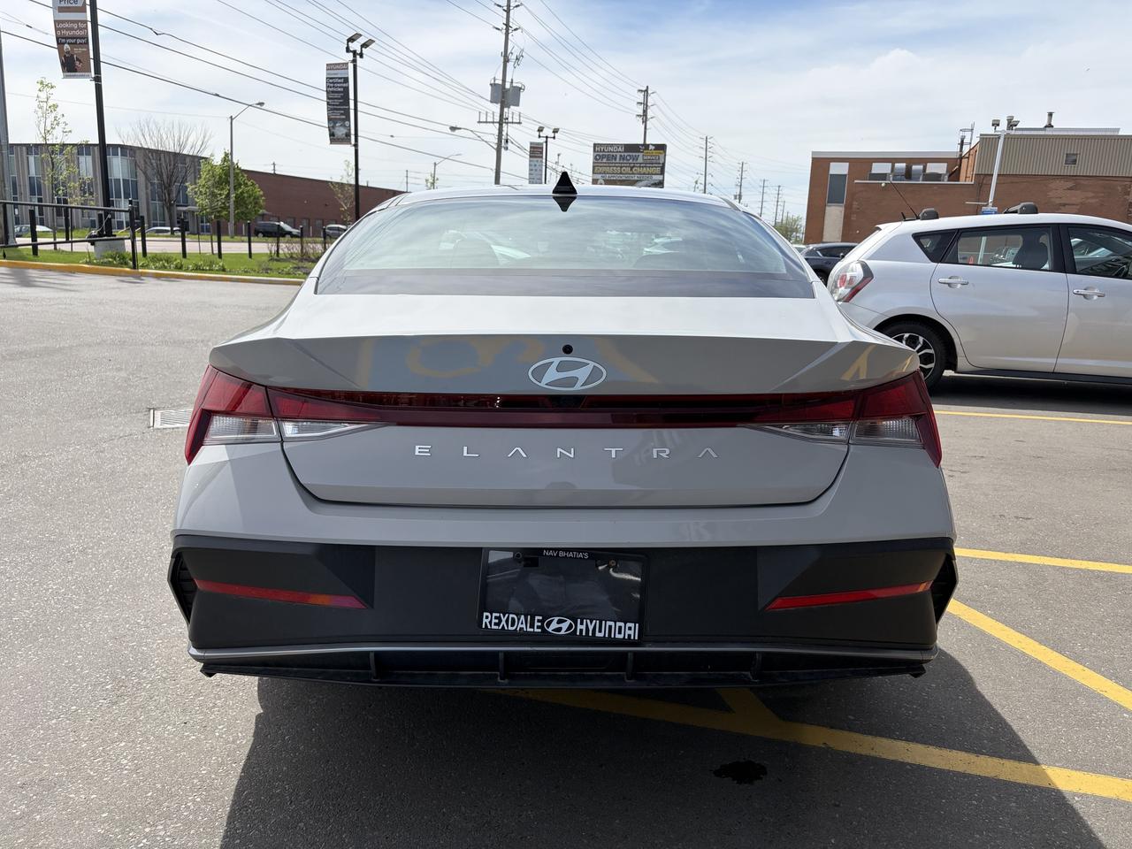 2025 Hyundai Elantra Preferred IVT w-Tech Pkg   Starting from 4.69% OAC Photo