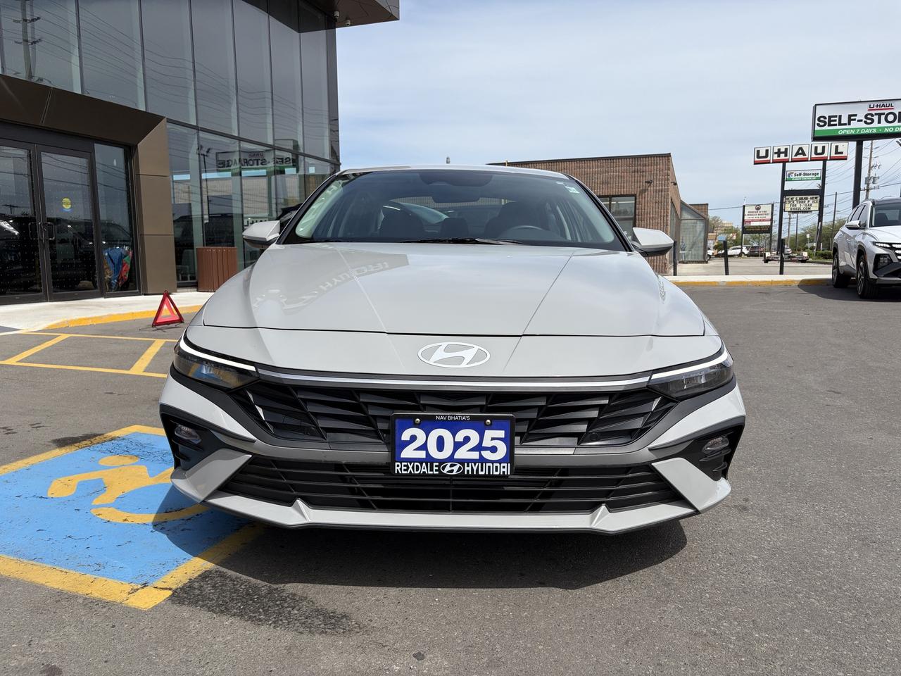 2025 Hyundai Elantra Preferred IVT w-Tech Pkg   Starting from 4.69% OAC Photo
