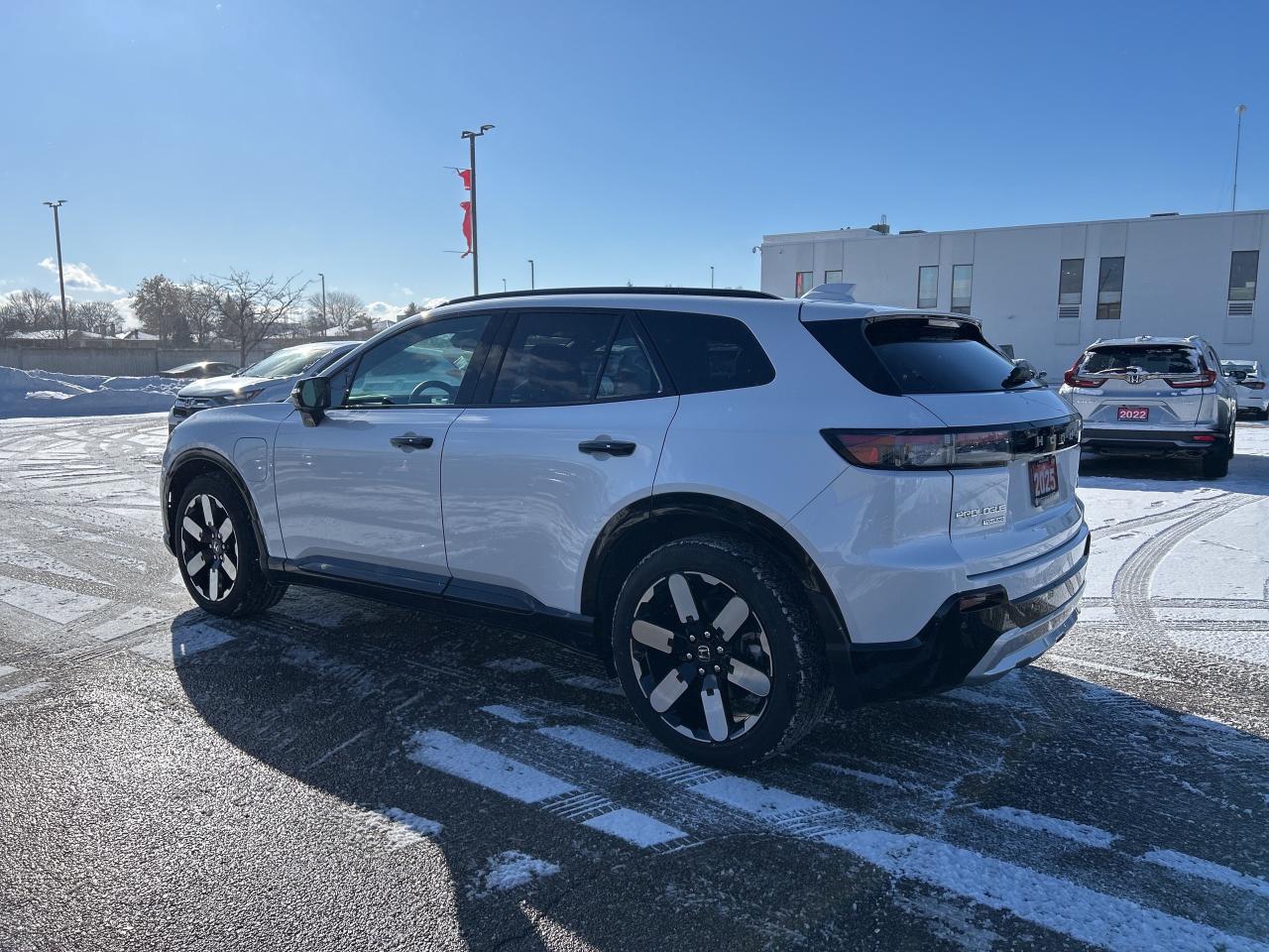 2025 Honda Prologue Touring Pano Roof Wireless  0.99% Financing O.A.C* Photo2