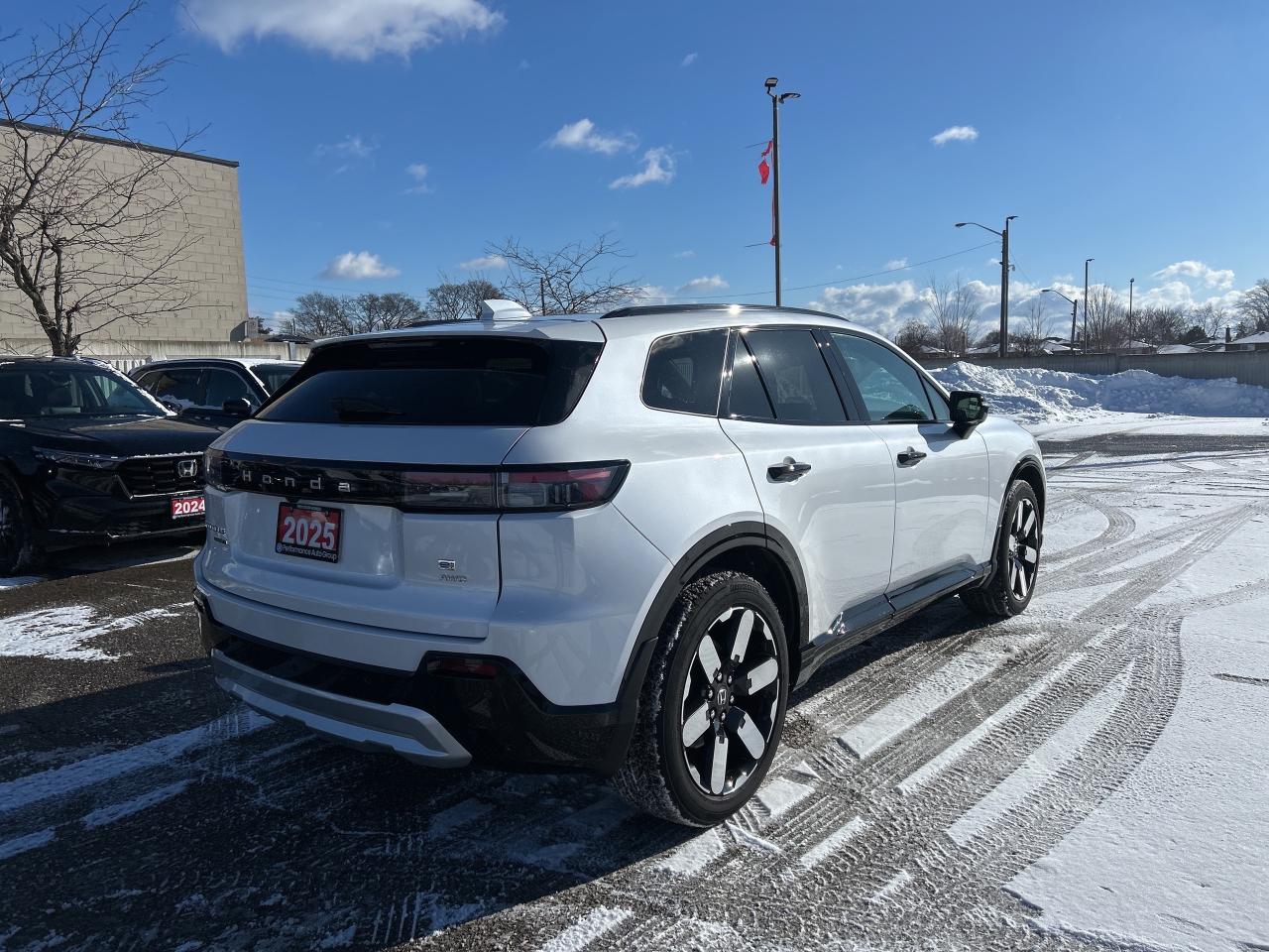 2025 Honda Prologue Touring Pano Roof Wireless  0.99% Financing O.A.C* Photo4