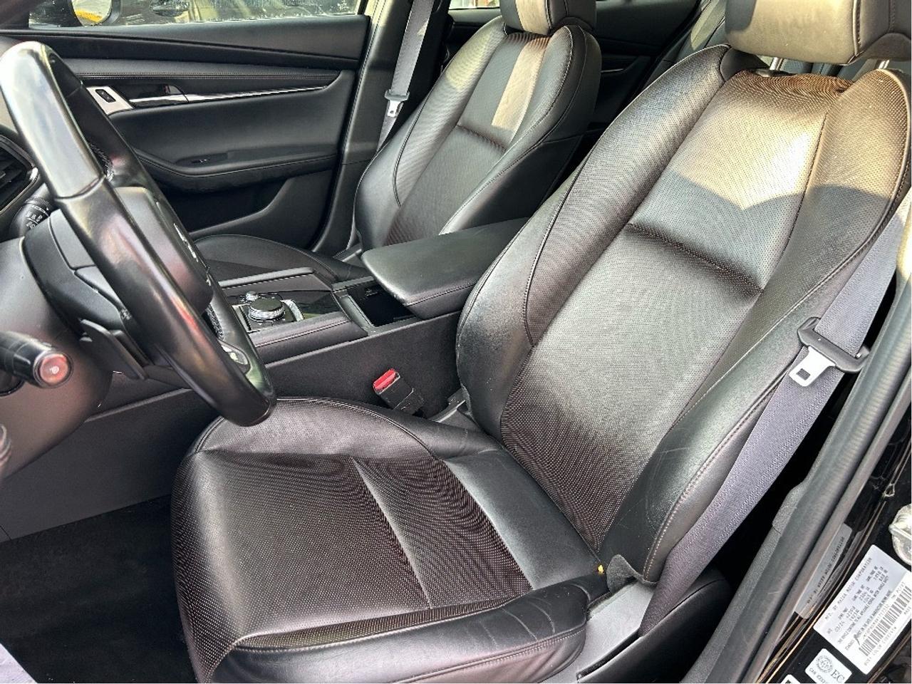 2024 Mazda MAZDA3 GT Auto i-ACTIV AWD   CLEAN CARFAX Photo