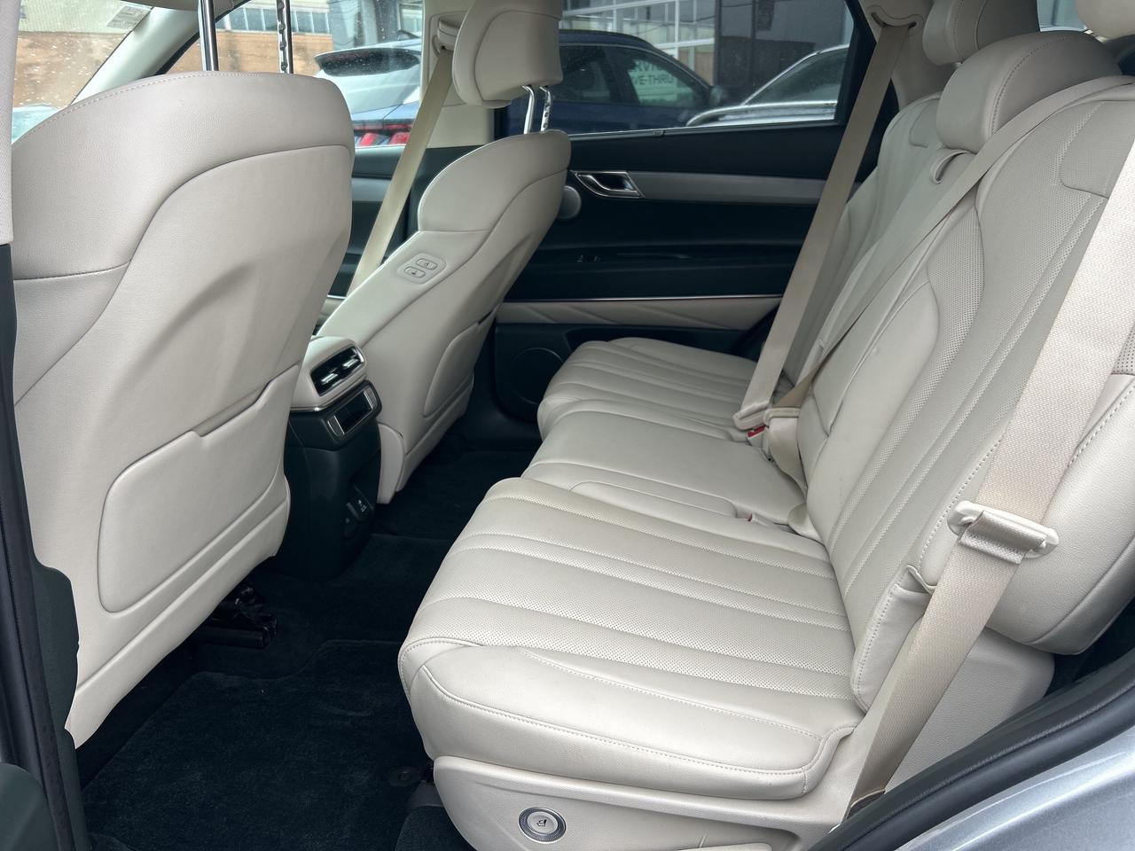 2025 Genesis GV80 2.5T Advanced w-Tech Pkg AWD 5P Photo