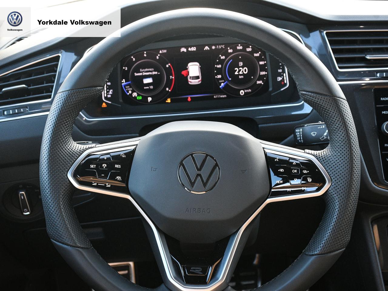 2022 Volkswagen Tiguan  Photo