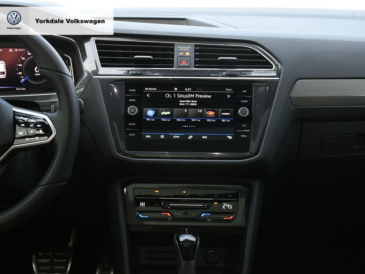 2022 Volkswagen Tiguan  Photo