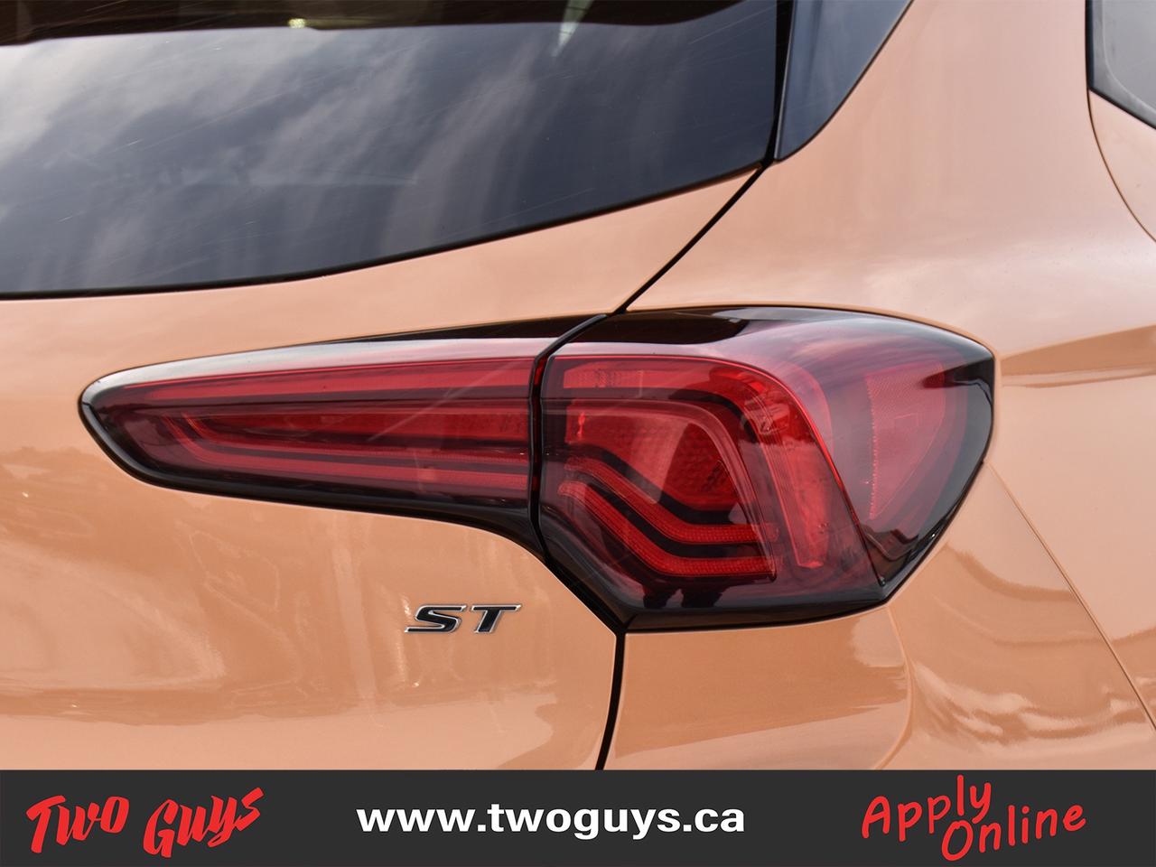 2024 Buick Encore GX Sport Touring   AWD   Leather   Remote Start Photo