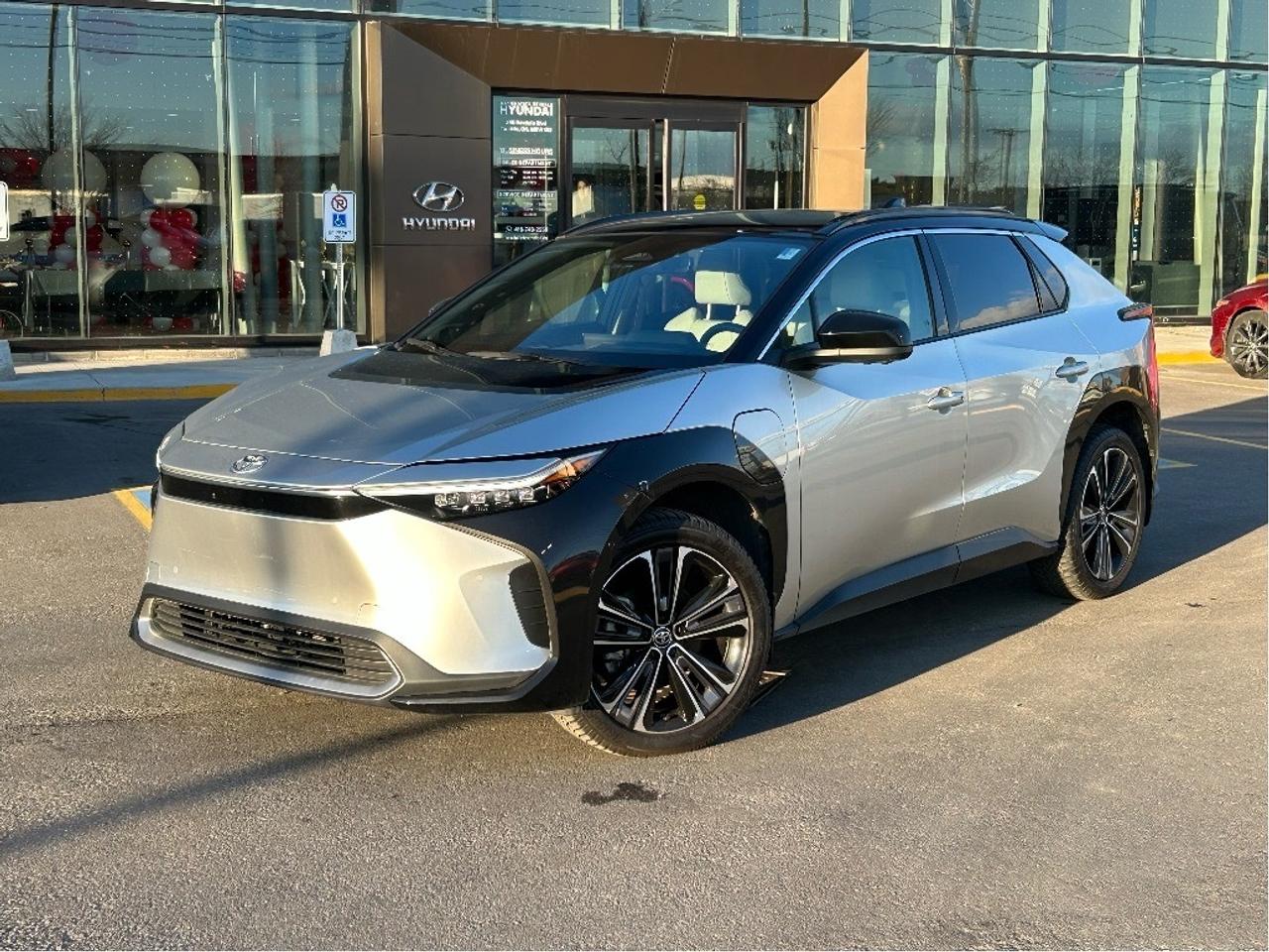 2024 Toyota bZ4X XLE AWD   CLEAN CARFAX Photo