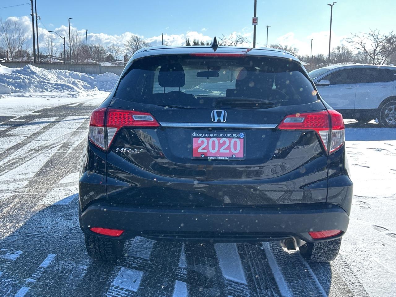 2020 Honda HR-V LX FWD CarPlay  Bluetooth Rear Camera H.Seats Photo3