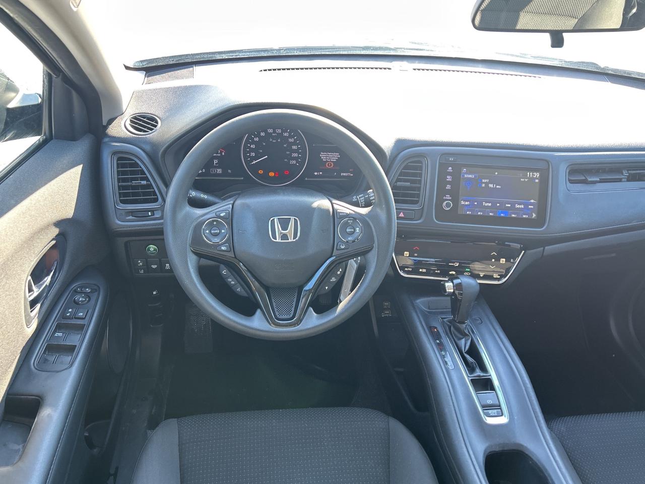 2020 Honda HR-V LX FWD CarPlay  Bluetooth Rear Camera H.Seats Photo