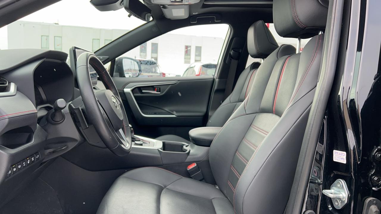 2023 Toyota RAV4 Prime XSE Prime Tech  Plug-In Hyb  Leather Pano Roof Photo