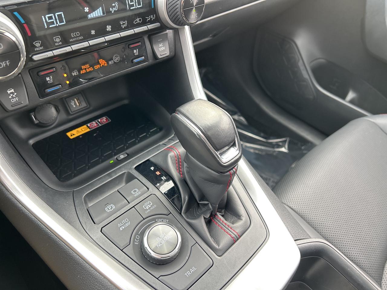 2023 Toyota RAV4 Prime XSE Prime Tech  Plug-In Hyb  Leather Pano Roof Photo