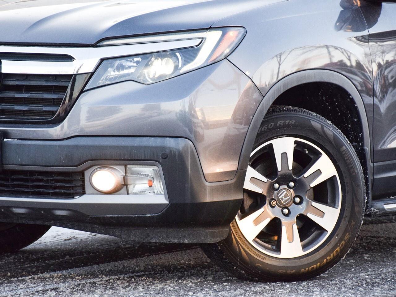 2018 Honda Ridgeline TOURING, HEATED AND COOLED SEATS, TONNEAU COVER Photo2