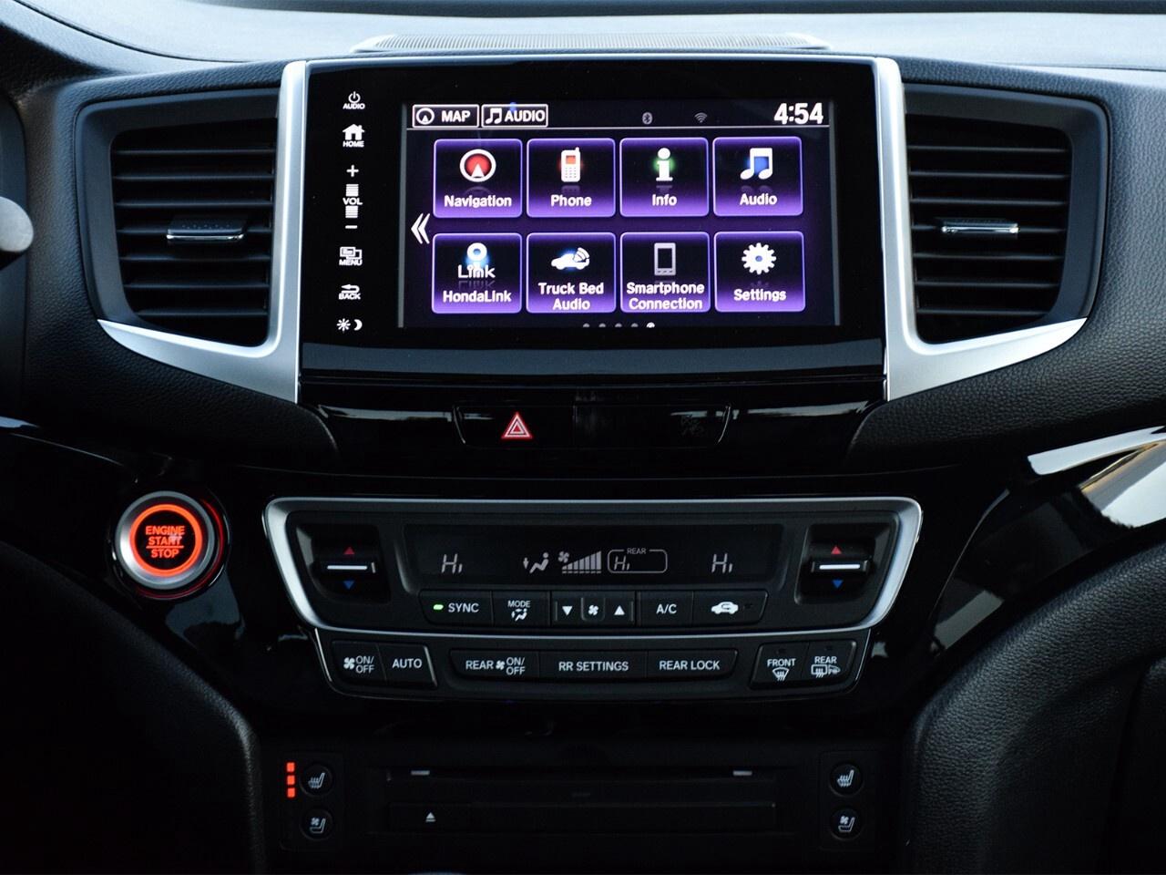 2018 Honda Ridgeline TOURING, HEATED AND COOLED SEATS, TONNEAU COVER Photo