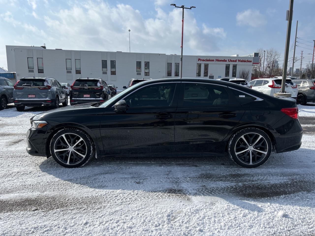 2022 Honda Civic Sedan Touring Leather  Navigation  Sunroof  CarPlay Photo