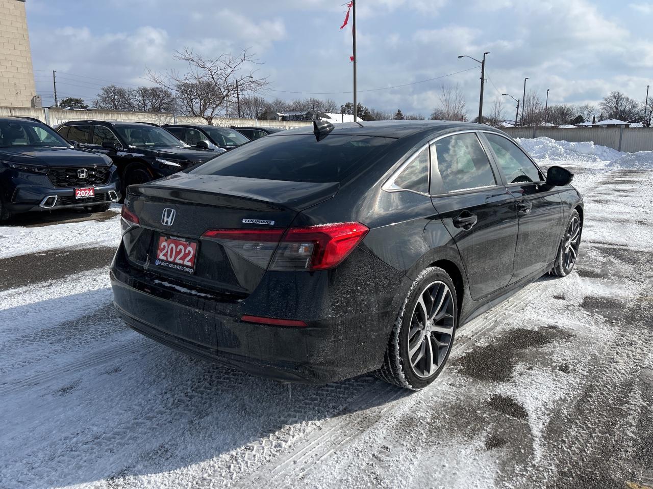 2022 Honda Civic Sedan Touring Leather  Navigation  Sunroof  CarPlay Photo