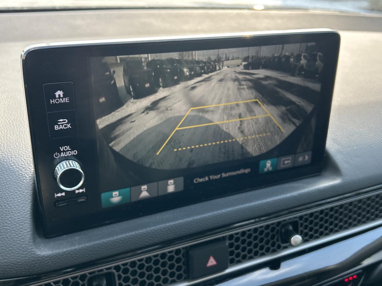 2022 Honda Civic Sedan Touring Leather  Navigation  Sunroof  CarPlay Photo