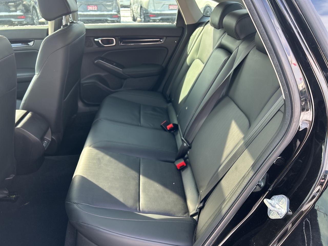 2022 Honda Civic Sedan Touring Leather  Navigation  Sunroof  CarPlay Photo