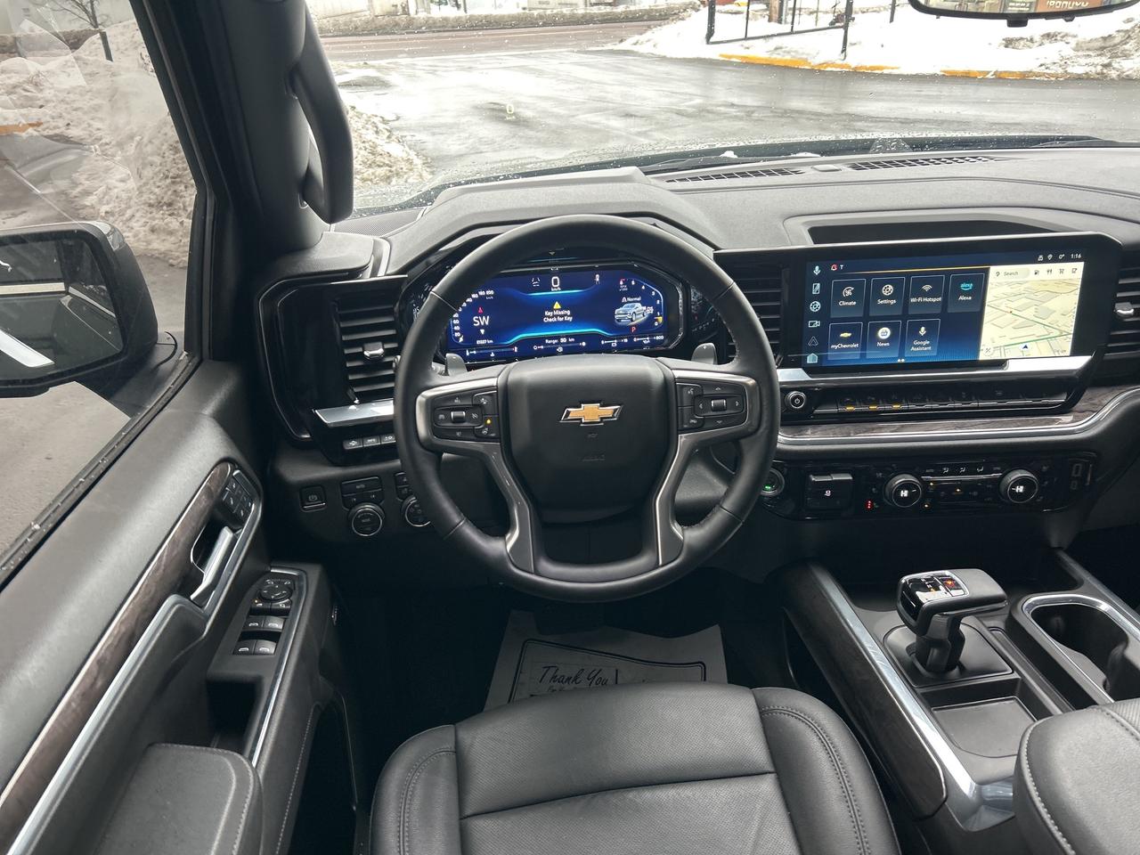 2025 Chevrolet Silverado 1500 4WD Crew Cab 147  LTZ   CLEAN CARFAX   ONE OWNER Photo