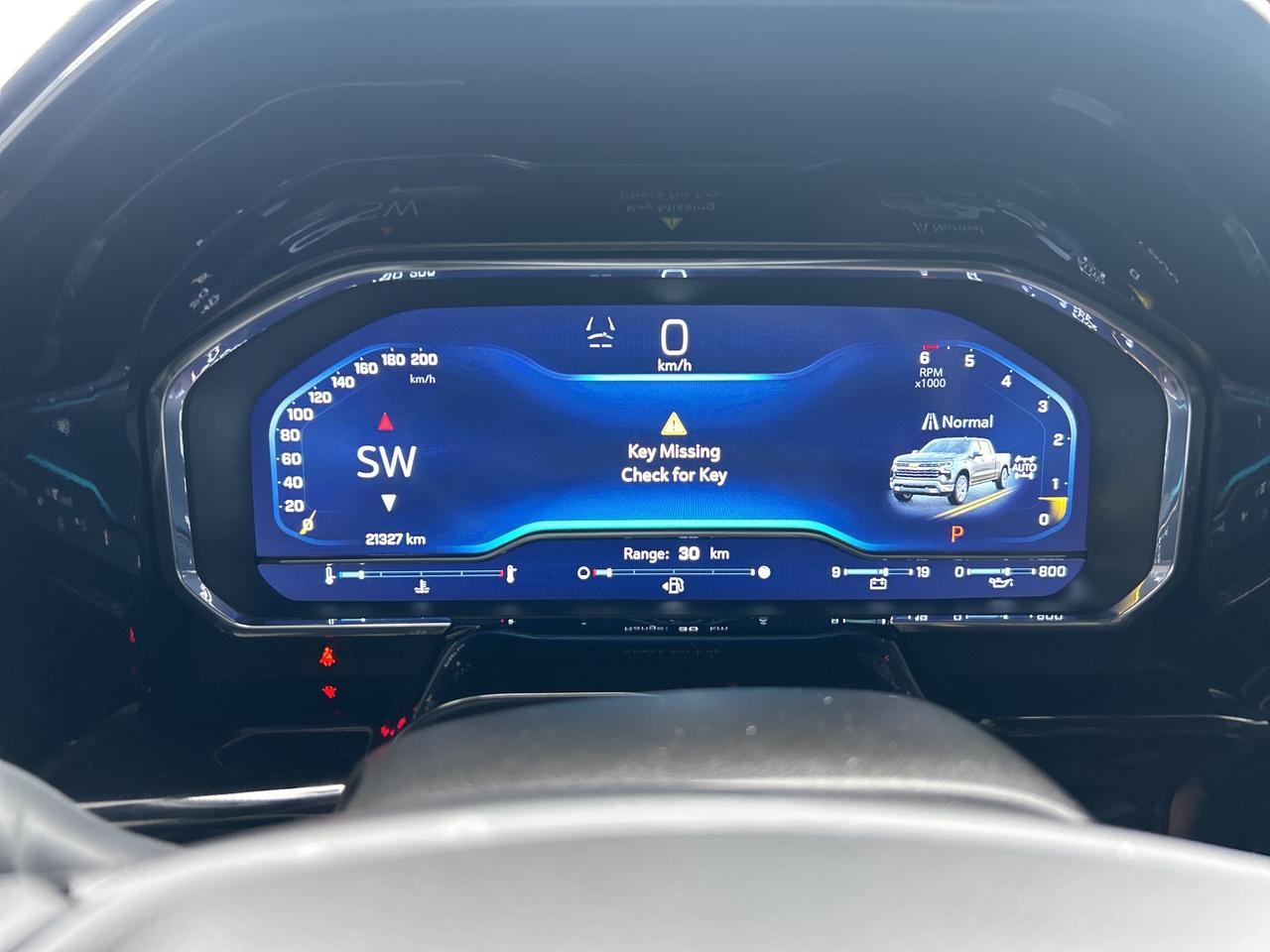 2025 Chevrolet Silverado 1500 4WD Crew Cab 147  LTZ   CLEAN CARFAX   ONE OWNER Photo