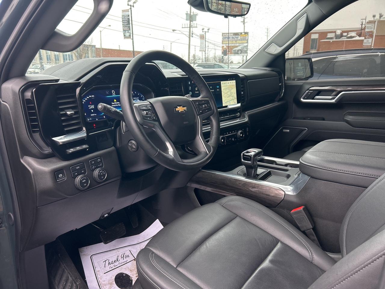 2025 Chevrolet Silverado 1500 4WD Crew Cab 147  LTZ   CLEAN CARFAX   ONE OWNER Photo