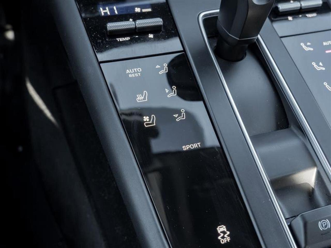 2023 Porsche Macan AWD CPO Premium Pkg Plus 20 Macan S Wheels in Jet Photo