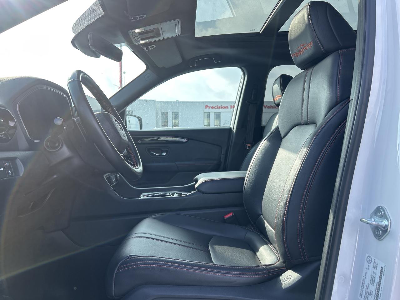 2024 Honda Pilot TrailSport  Leather CarPlay  Panoramic Sunroof Photo