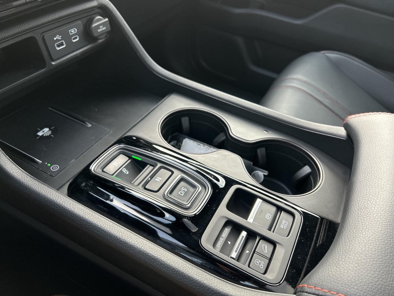 2024 Honda Pilot TrailSport  Leather CarPlay  Panoramic Sunroof Photo