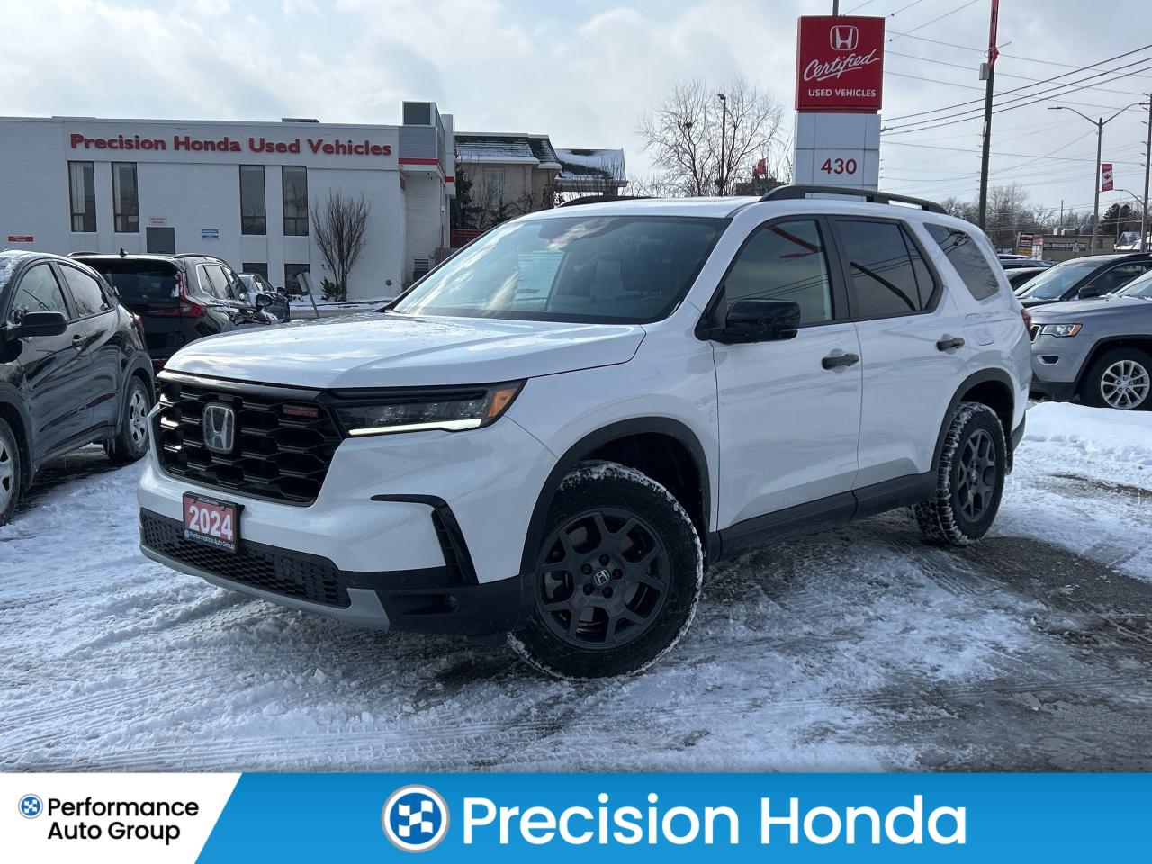 2024 Honda Pilot TrailSport  Leather CarPlay  Panoramic Sunroof Photo