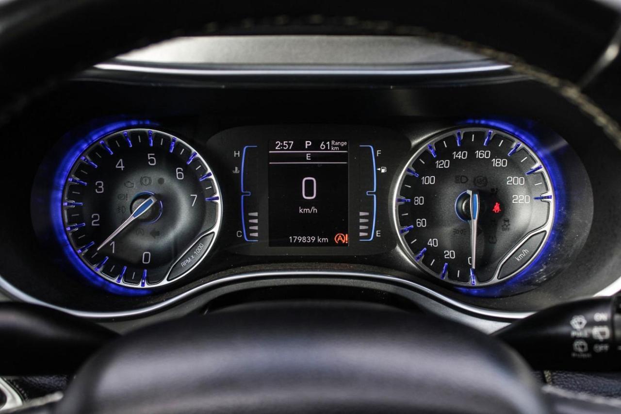 2018 Chrysler Pacifica Touring-L 2WD Photo