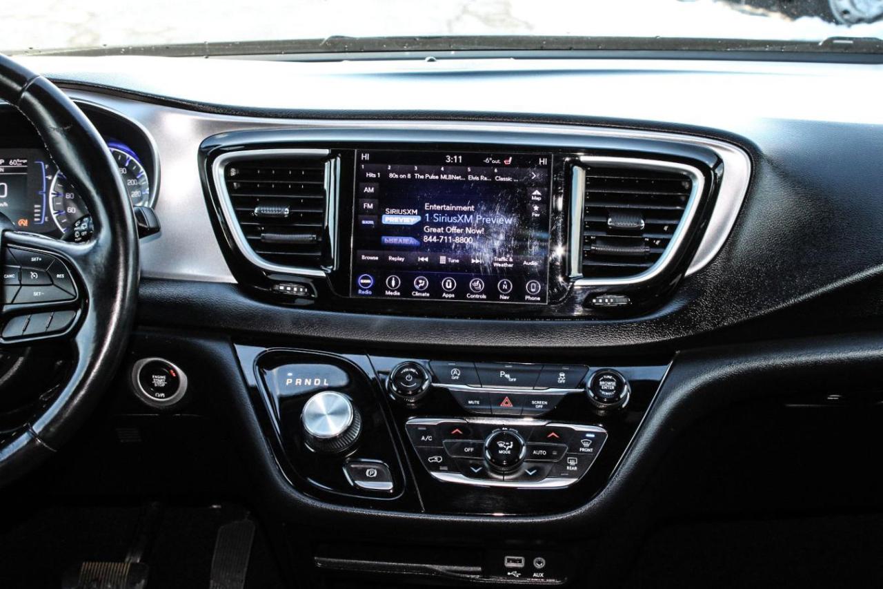 2018 Chrysler Pacifica Touring-L 2WD Photo