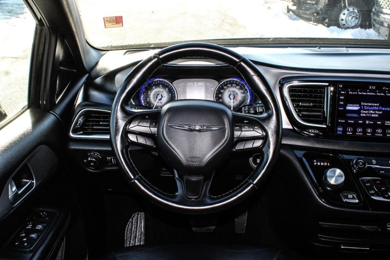 2018 Chrysler Pacifica Touring-L 2WD Photo