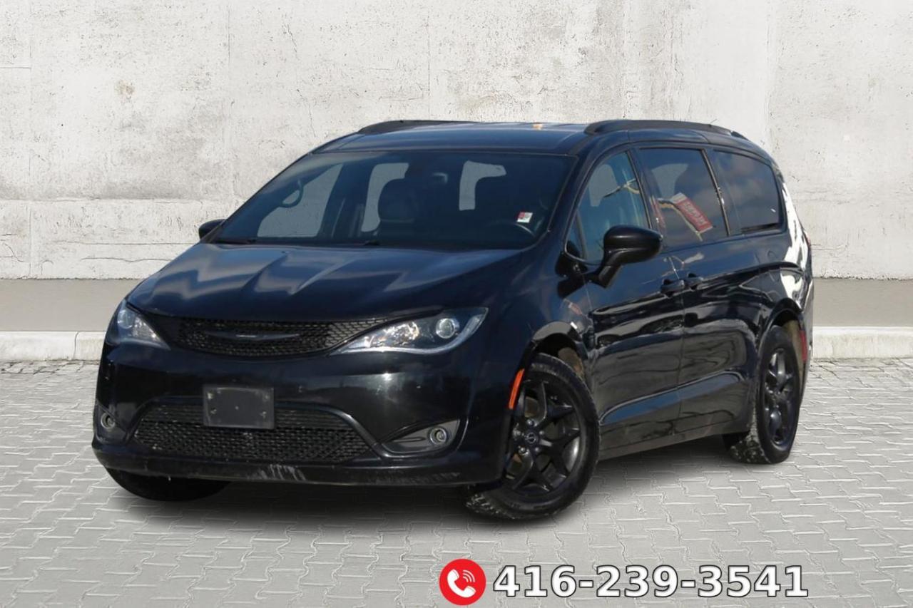 2018 Chrysler Pacifica Touring-L 2WD Photo0
