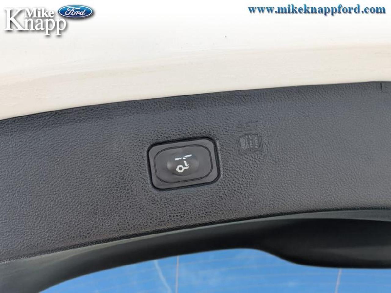 2022 Ford Edge ST Line Photo