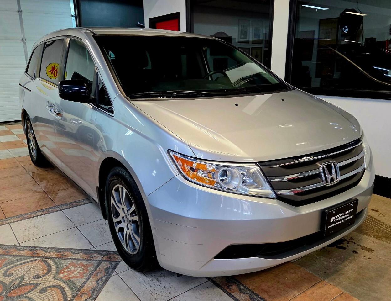 2013 Honda Odyssey EX Clean CarFax/Backup Camera/Heated Seats Photo