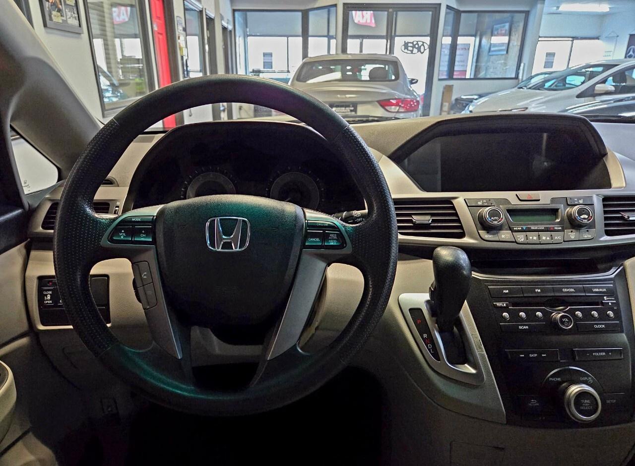 2013 Honda Odyssey EX Clean CarFax/Backup Camera/Heated Seats Photo